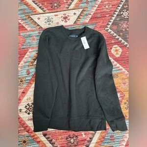 NWT Men’s Medium Abercrombie and Fitch crew neck